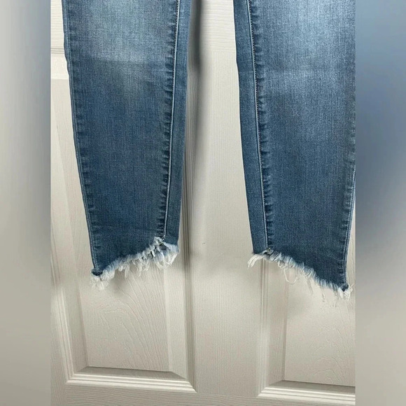 Articles Of Society Fringe Bottom Jeans Size 26 - Picture 4 of 10